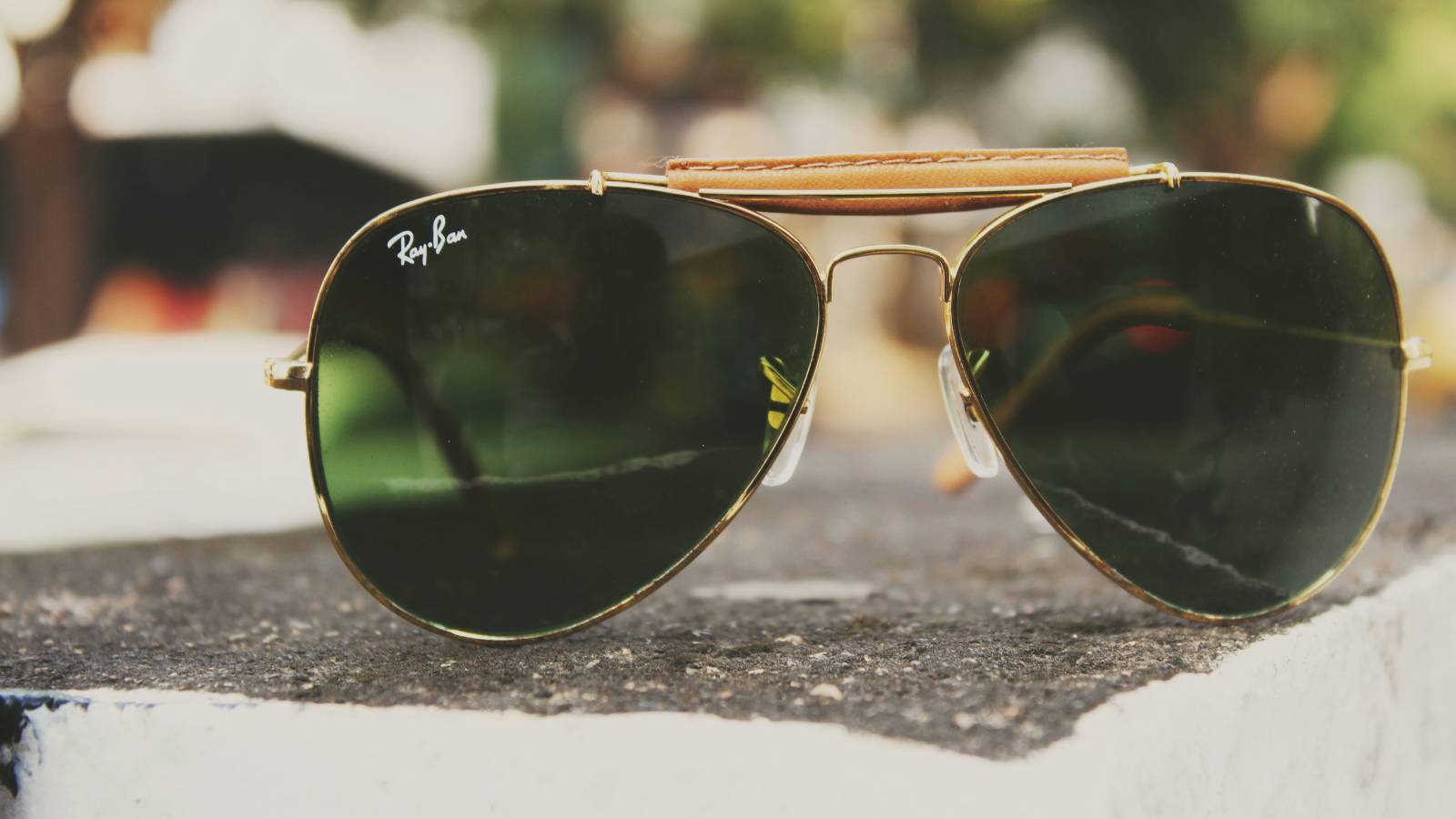 Three Days, Three Aviators: Beach Testing Polarised Sunglasses